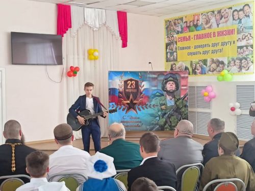Песни, танцы: в чистопольском детском доме прошло мероприятие, приуроченное Дню защитника Отечества