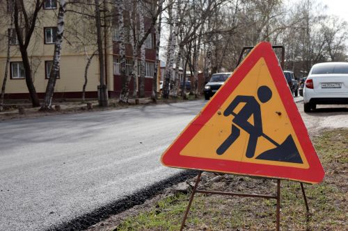На улице Карла Либкнехта в Чистополе уложили первый слой нового асфальта