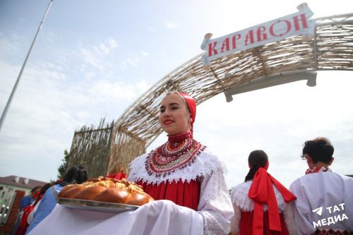 Гости «Каравона» смогут посетить парк старинных аттракционов и покататься на лодке