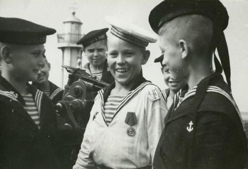 Из истории соловецких юнг, или Как мальчики воевать учились