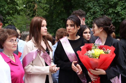 В Чистополе прошел выпускной бал (фоторепортаж)