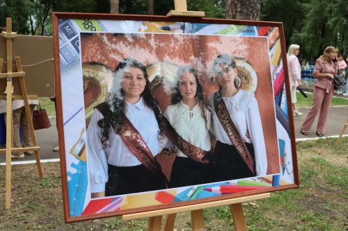 В Чистополе прошел выпускной бал (фоторепортаж)