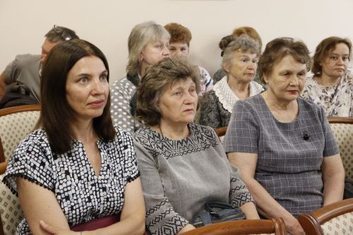 Епископ Пахомий провел встречу с общественностью в музее Бориса Пастернака