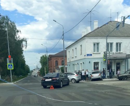 Стали известны подробности автомобильной аварии в центре Чистополя