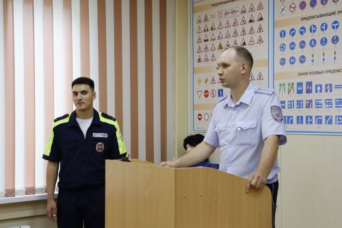 Ярты ел машина йөртү стажы булган Анастасия Шумкова көндәшләрен узып «Автоледи» конкурсында җиңү яулады