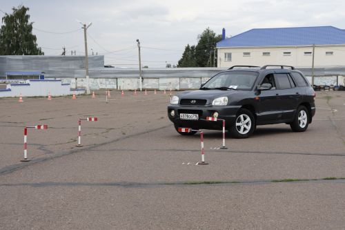 Ярты ел машина йөртү стажы булган Анастасия Шумкова көндәшләрен узып «Автоледи» конкурсында җиңү яулады