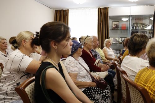 В Чистополе прошел творческий вечер музыканта Ларисы Кулибиной