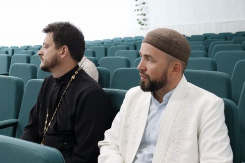 Чистайда милләтара һәм динара мөнәсәбәтләр буенча Совет утырышы узды