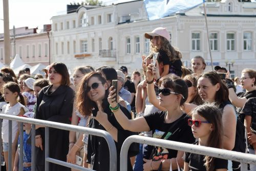 В Чистополе масштабно проходит фестиваль «Рок-берега»