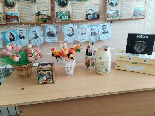 Шкатулки, вазочки, фотоаппарат: чистопольские лицеисты отметили День детских изобретений