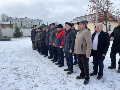 В Чистополе в честь профессионального праздника сотрудникам полиции вручили награды