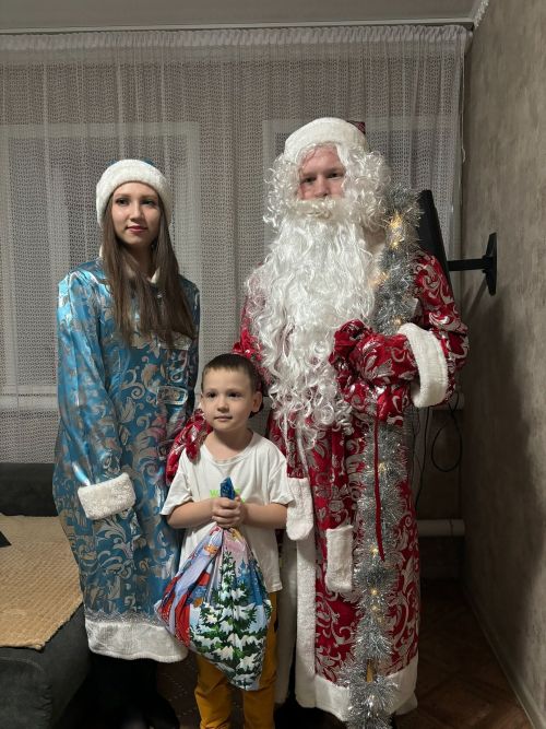 Чистопольская техническая школа ДОСААФ поздравила детей участников СВО с Новым годом