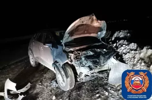 На трассе Чистополь-Нижнекамск столкнулись два авто