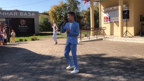 Праздничный концерт для избирателей организовали в Молодежном центре