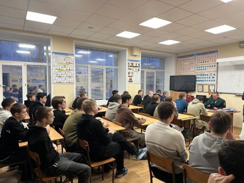 Курсантам Чистопольской технической школы ДОСААФ открыли заповедный мир «Чистых лугов»
