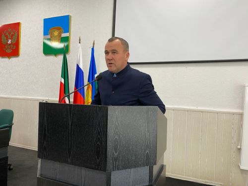 Эдуарда Хасанова в третий раз избрали руководителем исполнительного комитета Чистопольского муниципального района
