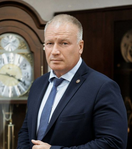 Глава Чистопольского района поздравляет с Днем Конституции Республики Татарстан