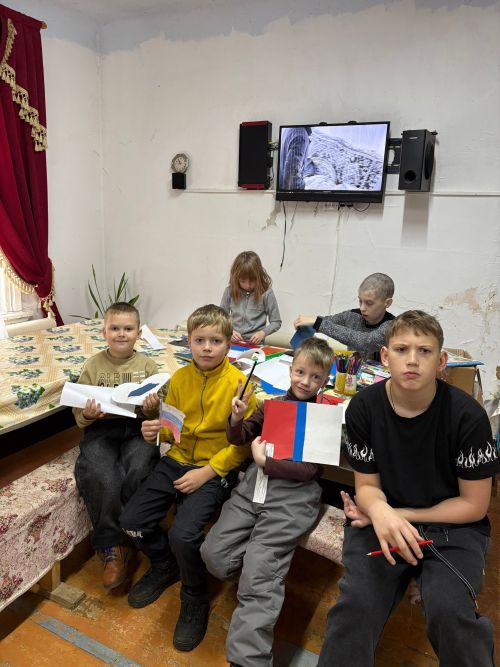 Воспитанники воскресной школы Сергия Радонежского отметили День народного единства