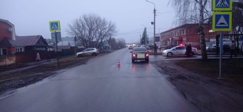 В Чистополе автомобиль сбил женщину на пешеходном переходе