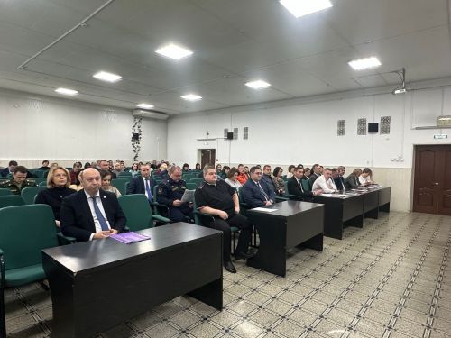 На аппаратном совещании в Чистополе обсудили работу РайПО, успехи АПК и оперативную обстановку
