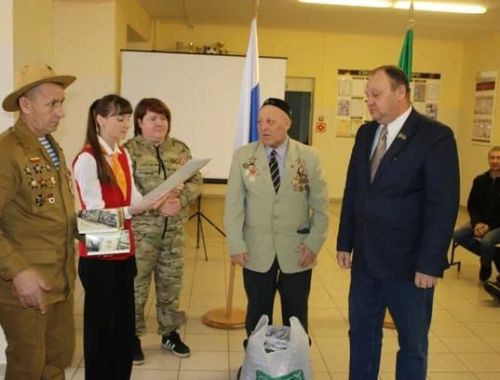 В Чистопольско-Высельской школе прошел «Урок Мужества»