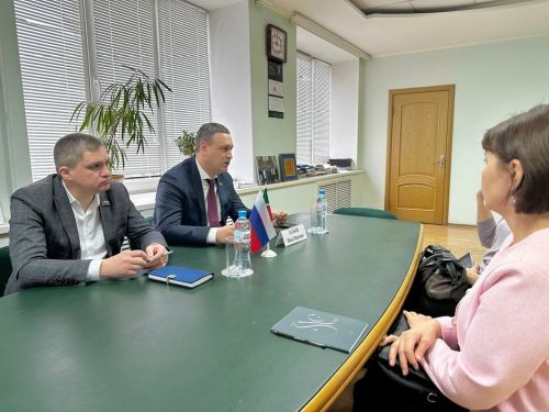 Депутат Госсовета РТ Наиль Залаков провел прием граждан в Чистополе