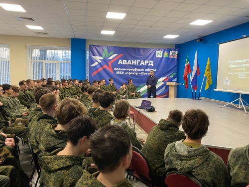 В Чистополе стартовали учебно-военные сборы «Авангард» для юношей