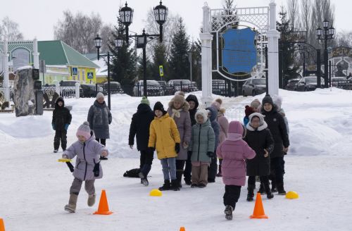 В Чистополе на территории храма «Умиление» для детей организовали праздник с играми и угощениями