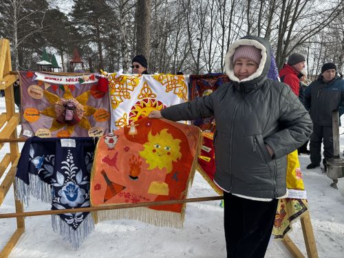Яркое празднование Масленицы в Скарятинском саду: народные гуляния, блины и сжигание чучела