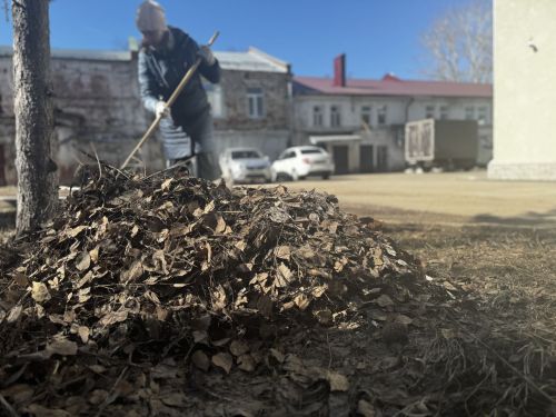 Сотрудники «Чистополь-информ» провели субботник