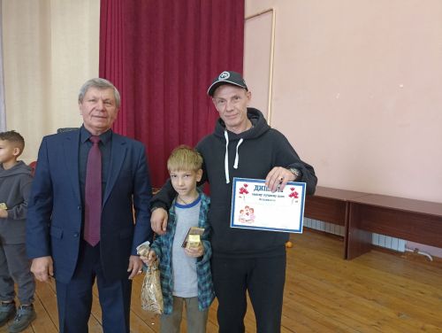 Александр Оленин — человек дела