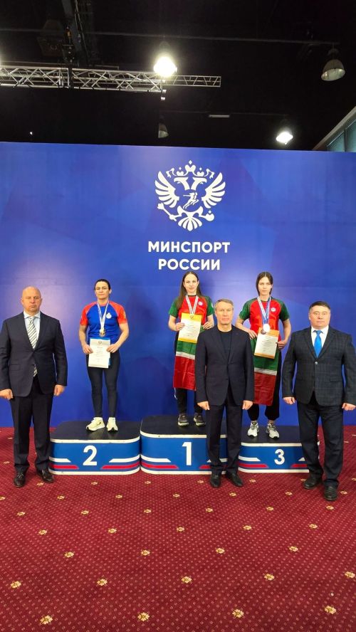 Чемпионат России по армрестлингу: чистопольцы завоевали медали разных достоинств