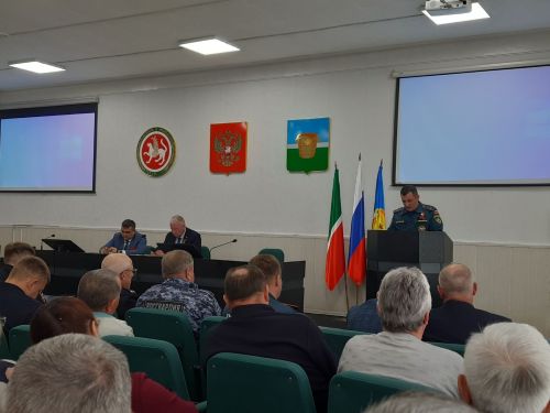 В Чистопольском районе под особый контроль взяли памятники и общественные места