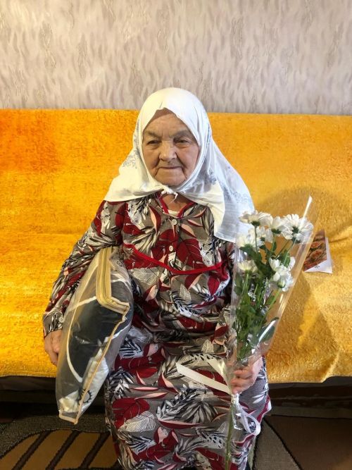 С 92-летием поздравили жительницу блокадного Ленинграда Асию Галиеву