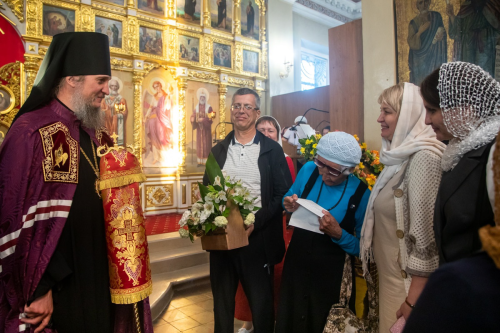 Епископ Пахомий совершил всенощное бдение в канун дня памяти своего небесного покровителя