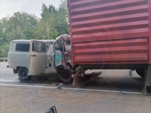 Водитель УАЗа погиб в столкновении с грузовиком Renault в Бавлинском районе