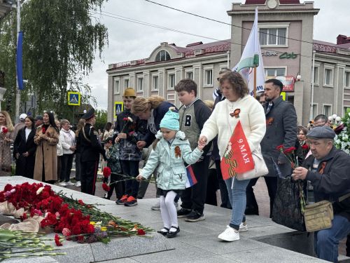 80 лет Победы в Великой Отечественной войне: Чистополь почтил память героев