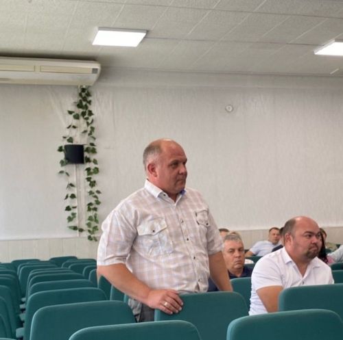 Атналык киңәшмәдә яңа җитәкчене тәкъдим иттеләр һәм бүләкләр тапшырдылар