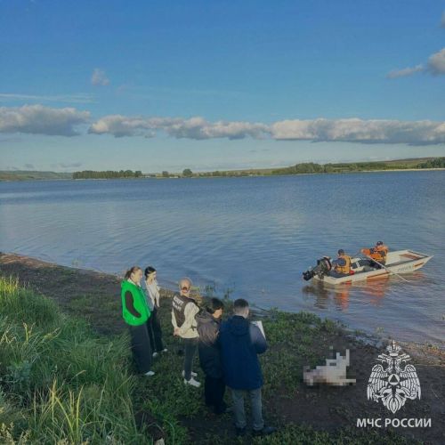 В РТ 70-летний мужчина утонул, пытаясь спасти кораблик