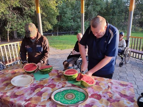 «Арбузное настроение»: в чистопольском доме-интернате «Юлдаш» устроили праздник лета