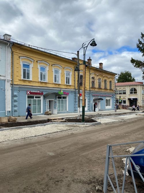 В Чистополе продолжается благоустройство улицы Ленина