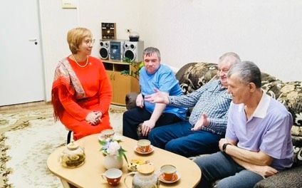 Министр Эльмира Зарипова посетила чистопольский дом-интернат