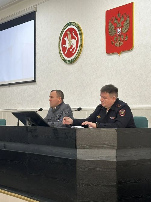 В Чистополе обсудили профилактику деструктивного поведения среди подростков