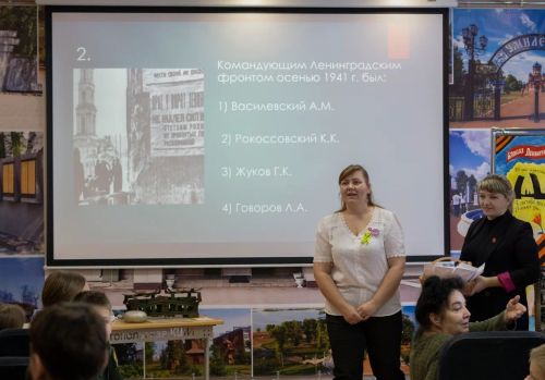Через плакаты и стихи: чистопольские кадеты рассказали о подвиге Ленинграда