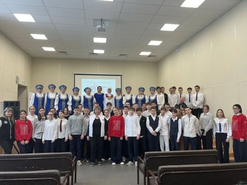 В ТОС № 2 «Поселок часовщиков» провели познавательную встречу в честь Года единства народов России