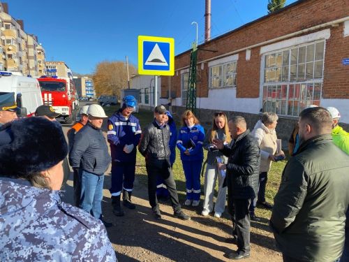 Чистайда пилотсыз очкычлар һөҗүме булганда эш итү буенча өйрәнүләр узды