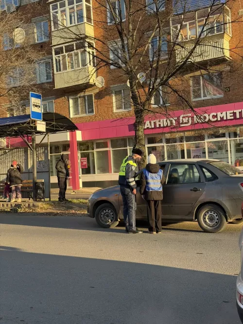 В Чистополе юные инспекторы движения провели совместный рейд с ГИБДД