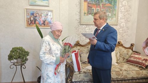 Заслуженному учителю ТАССР из Чистополя исполнилось 94 года