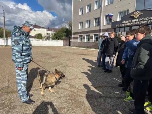 Луч мәктәбе укучылары – Чистай полицейскийларында  кунакта