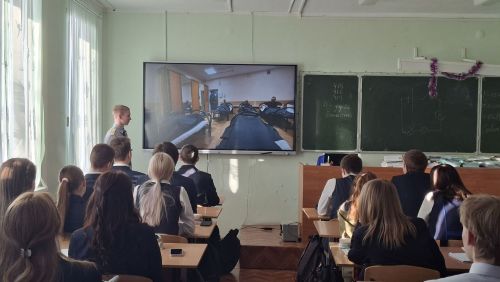 Выпускник чистопольского лицея рассказал школьникам об учебе и службе в университете ФСИН